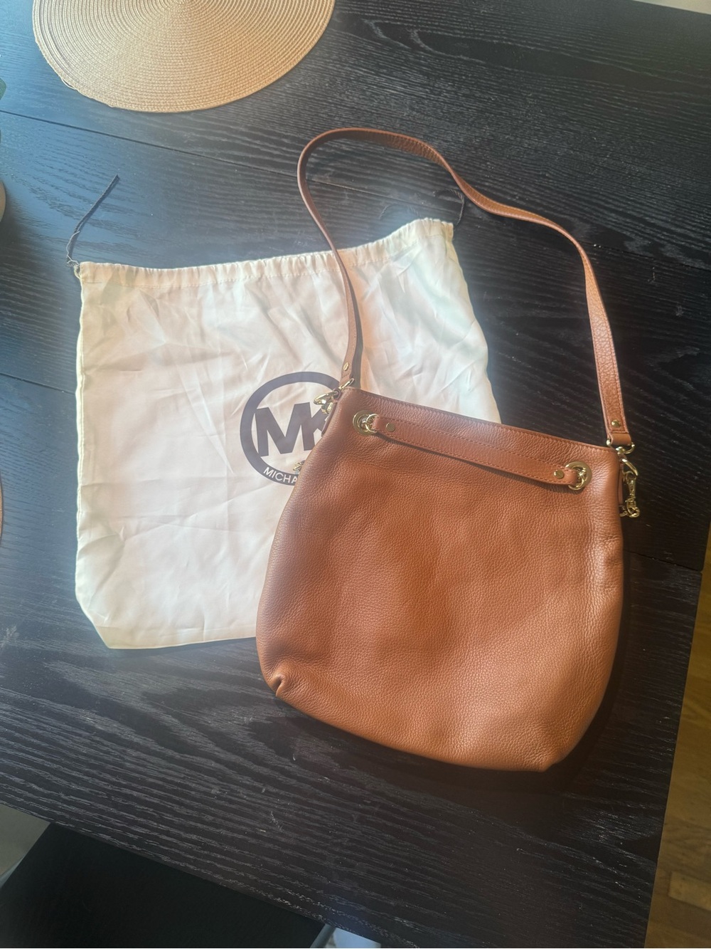 New Michael Kors Tan Pebbled Leather Shoulder Bag with Gold Hardware